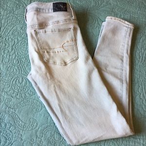 American Eagle Outfitters size 4